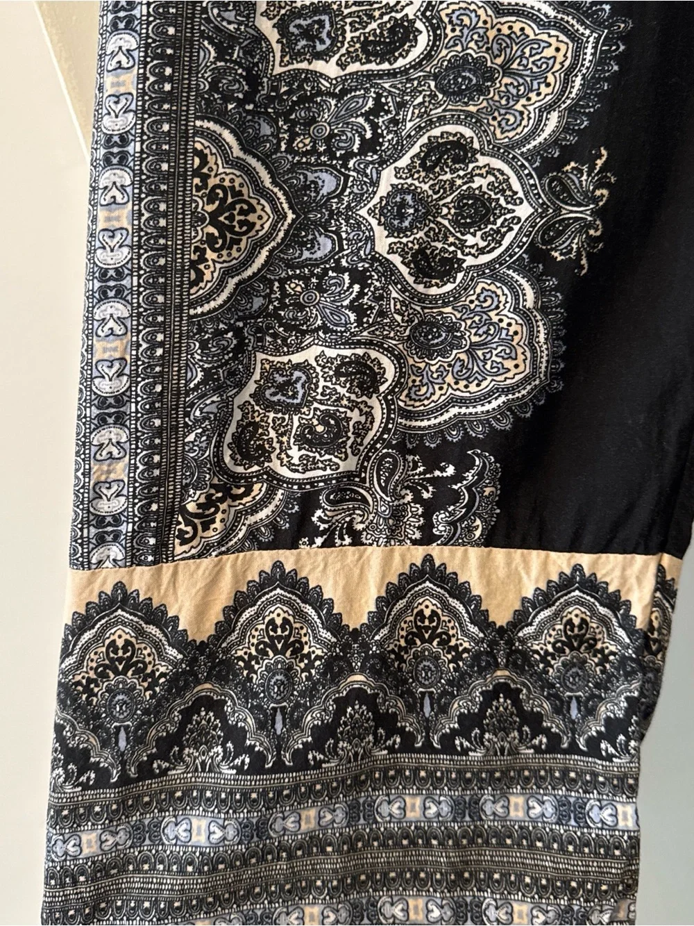 Cynthia Rowley‎ Paisley Wide Leg Cropped Pants Size Large 100% Rayon